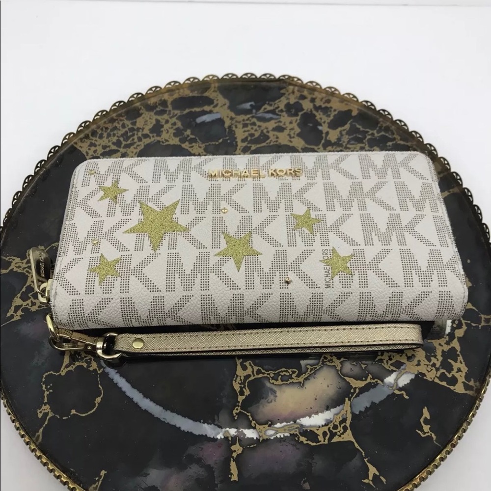 Michael Kors Jet Setter ZIP Around Wallet